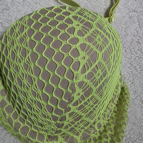 Victoria's Secret Lime Fishnet Bra. NWOT. 36C - Picture 2 of 6